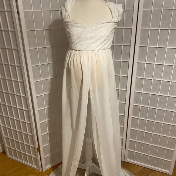 Jules Maternity Gown - Picture 3 of 3